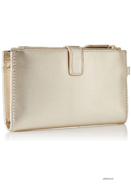 Essere Women's Genuine Leather Wristlet with detachable hand strap and multiple pockets - Gold