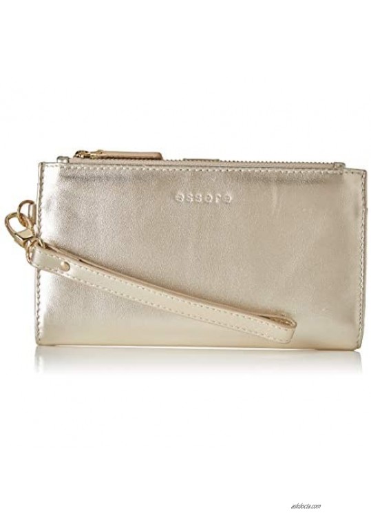 Essere Women's Genuine Leather Wristlet with detachable hand strap and multiple pockets - Gold