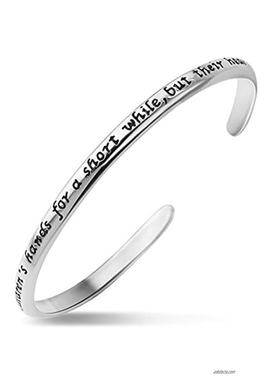 925 Silver"A Mother holds her children's hands for a short while but their hearts forever" Bracelet